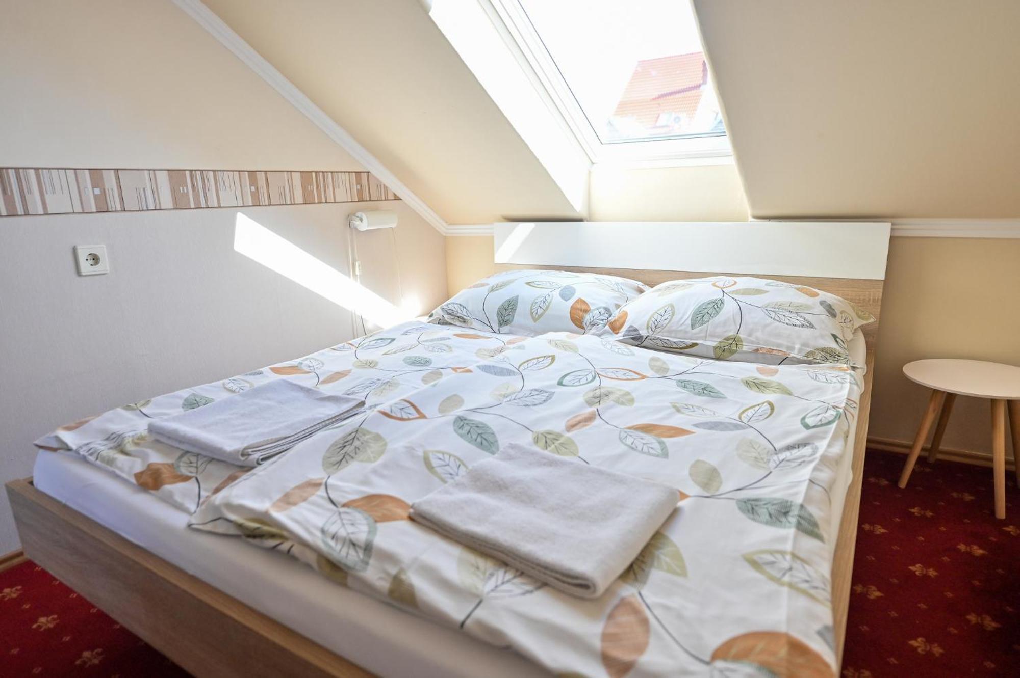 Bellavista 1 Apartman เอ็กเกอร์ ภายนอก รูปภาพ